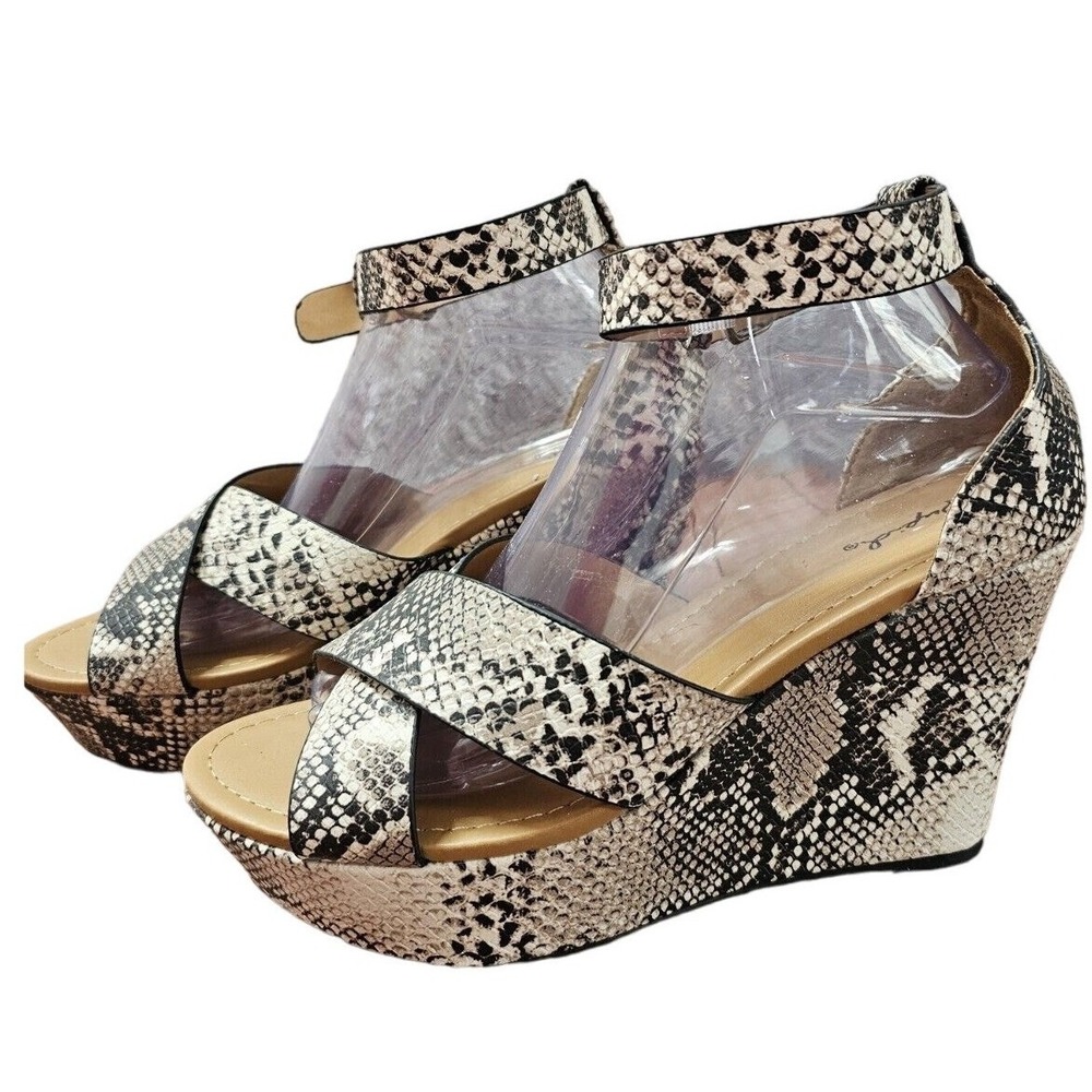 Quupid‎ Platform Wedge Sandals Ankle Strap Snakeskin Print Women Size 9 NEW